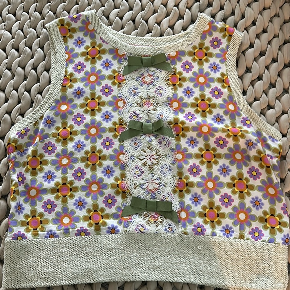 Anthropologie vest